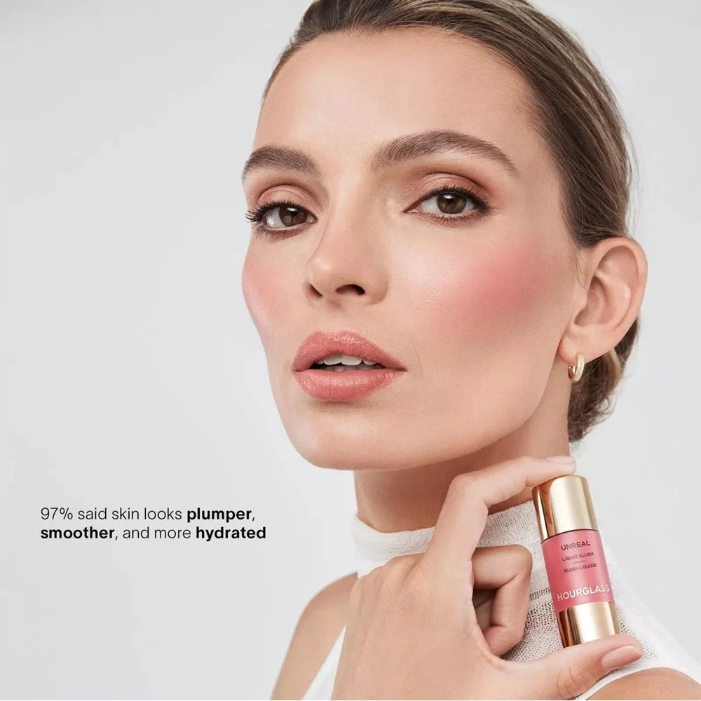 Hourglass ‘Imagine’ Unreal Liquid Blush
